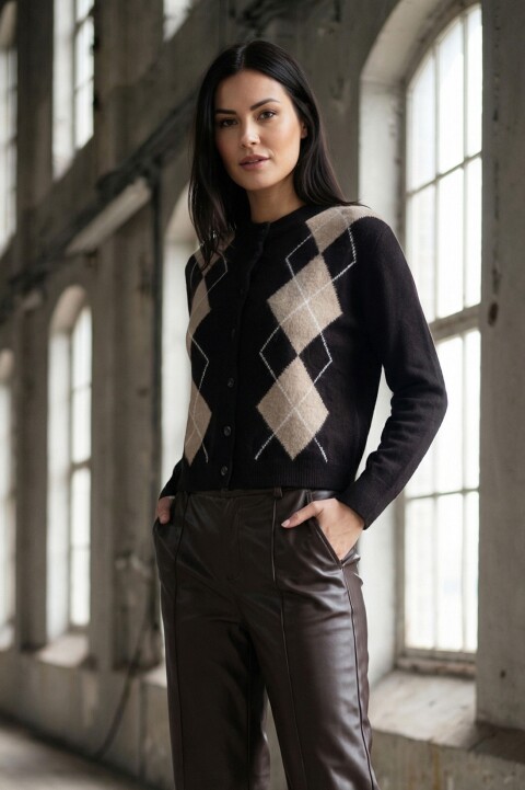 Eden brown 3835